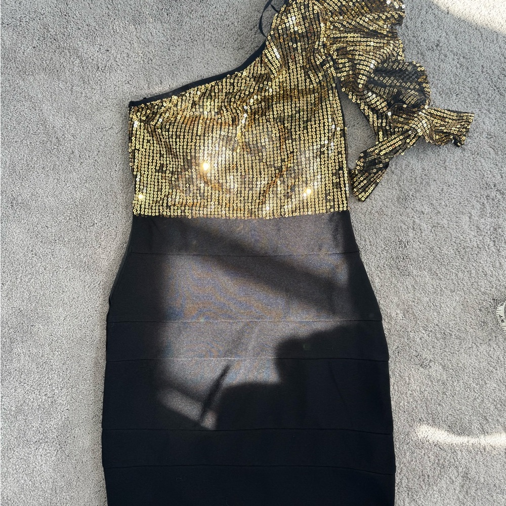 City Triangles Black and Gold Sequin One-Shoulder Dress